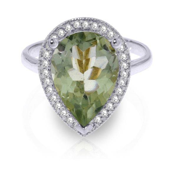 RING WITH NATURAL DIAMONDS & GREEN AMETHYST